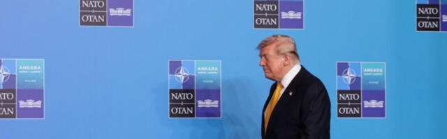 Трамп поручио лидерима НАТО-а да САД намеравају да остану чланица Алијансе