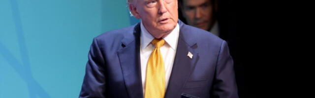 Трамп: Надам се да болесна комунистичка идеологија левице неће преузети Америку