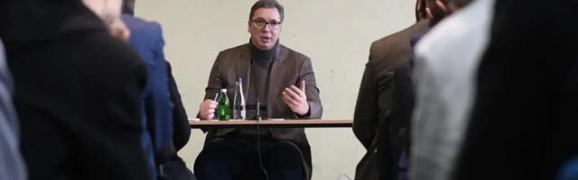 Predsednik u Sjenici poručio Bošnjacima da je Srbija njihova zemlja