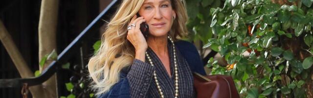 Modna ikona prošetala Njujorkom u kreaciji srpske dizajnerke: Keri Bredšo bi mu se poklonila