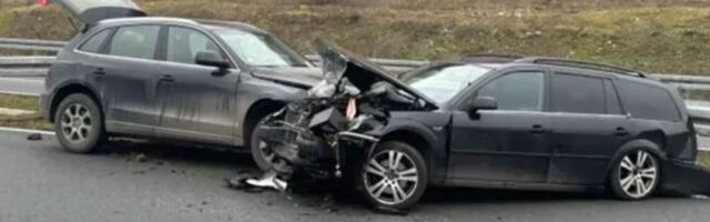 Tri osobe povređene u sudaru na auto-putu Miloš Veliki