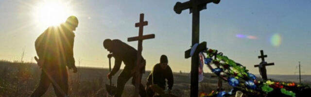 Си-Ен-Ен: Украјинци беже преко планина и река, нико неће на фронт