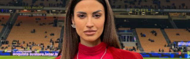 Zanosna voditeljka ulepšala navijačima u Italiji Dan zaljubljenih /GALERIJA/