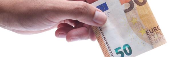 LAŽNIH 50 EVRA za hranu! Srbin završio u pritvoru u Podgorici