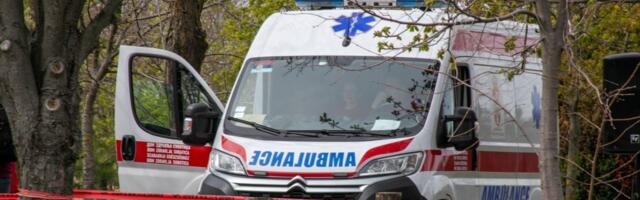 Saobraćajna nezgoda u Zemunu: Oboren pešak (25)
