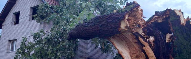 PUNA PRIPRAVNOST MUP-A ZBOG BRUTALNOG NEVREMENA! Sektor za vanredne situacije neprekidno na terenu, hitno se oglasili i uputili VAŽAN APEL građanima! (FOTO)