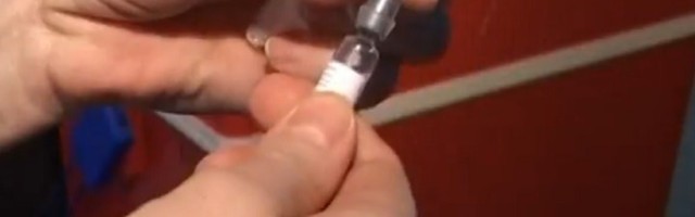 Nije neobično ako se posle vakcine dobije korona