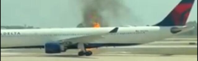 Zapalio se na pisti: Avion u plamenu, naređena evakuacija (VIDEO)