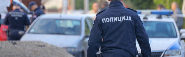 UBIO BRATA PA TELO VOZIO U KOLICIMA Unuk poznatog slikara  policajcima rekao da prevozi brata