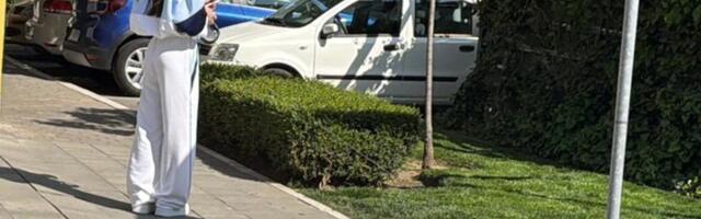 Njih je volela Anđela Đuričić: Danas se našla na meti NAŠEG PAPARACA ispred Gastozove zgrade!