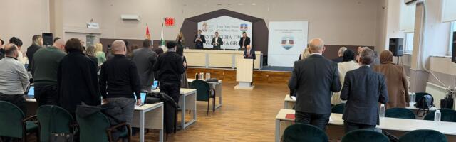 Skupština počela minutom šutnje i Fatihom za tragično stradalog Šemsudina Ljajića