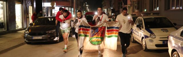 Kragujevački studenti maratonci stigli kući (VIDEO)