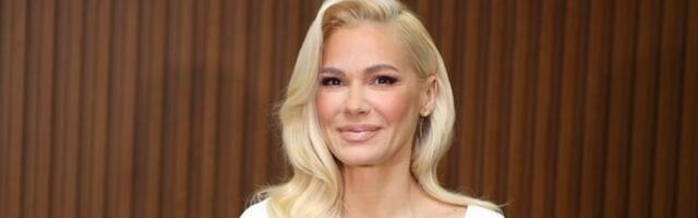 Nataša Bekvalac napustila Srbiju! Pevačica se baškari za sve pare (FOTO)