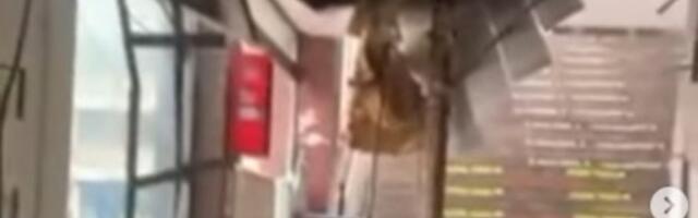 Užas u hali Pinki: "Pao plafon sa cevima koje su teške tonu" (VIDEO)