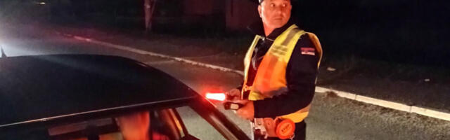 POLICAJCI U ŠOKU Alko-testirali kamiondžiju iz Bajine Bašte, kad su videli koliko je naduvao... Čudo je da je živ!