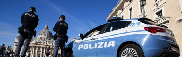 MALOLETNICI VEZIVALI ŽRTVE U GARAŽI, TUKLI ŠIPKAMA I POLIVALI KLJUČALOM VODOM! Horor u Rimu