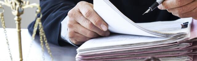 Traži se pritvor do 30 dana zbog porodičnog nasilja Zemunca: Tukao majku pred babom