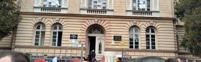 Niški studenti: Upravni sud proglasio nevažećom odluku o smeni direktorke Gimnazije „Stevan Sremac“