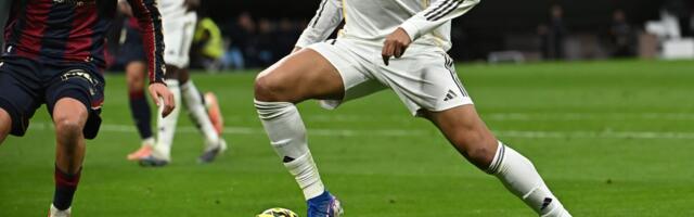 Ublažene "turbulencije" na Bernabeuu: Mbape prekinuo Realovo mučenje protiv Levantea, Barselona ponovo nadohvat ruke /VIDEO/