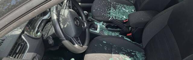 „Napad na porodicu Gruhonjić je napad na celo društvo“: Organizacije osudile vandalizovanje automobila Davida Gruhonjića