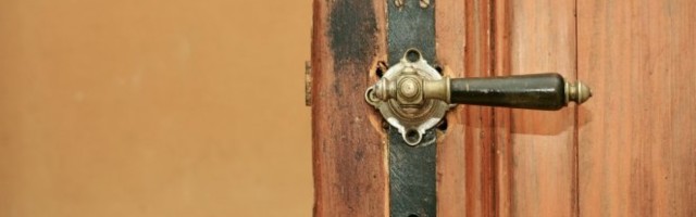 KUC, KUC, JA SAM SE VRATILA KUĆI! Mislila je da će je doćekati raširenih ruku, ali DESILO SE NEŠTO NEOČEKIVANO!