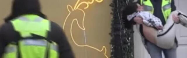 TARA SIMOV HITNO IZVEDENA IZ ZADRUGE, OBEZBEĐENJE JE IZVELO U BESVESNOM STANJU: Pokušala da pobegne, pa se samo SRUŠILA! (VIDEO)