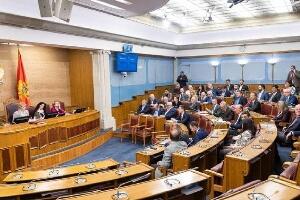 Црно на бијело: За Лекића али не за промену спољне политике Црне Горе