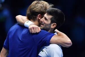 Зверев: Ђоковић ће наставити да обара рекорде