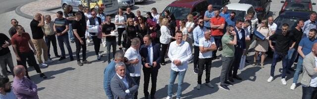 U srcu Novog Pazara otvoren novi salon nameštaja „Numanović” – spoj elegnacije i inovativnosti za dom iz snova