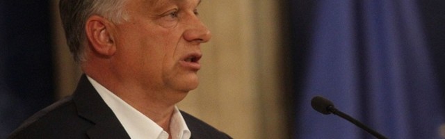 Orban uvodi vanredno stanje i policijski čas