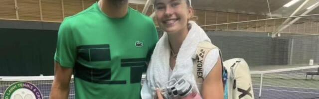 Rodik pozvao srpsko čudo od deteta, otkrila mu detalje kada joj je Novak poslao poruke: "Još je 100% čudno..."