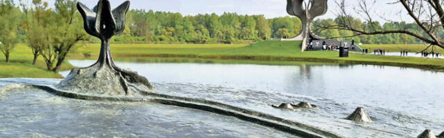 Пленковић у „Јасеновцу”правдао „ за дом спремни”