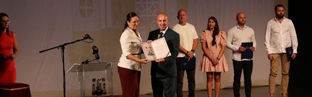 MINISTARKI PAVKOV URUČENO PRIZNANJE: U Prijepolju najviši ekološki standardi na delu
