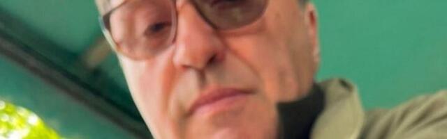 Foto meseca: Jovan Memedović čita Njegoša