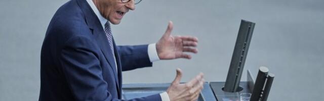 MERC NA PRVOM SLUŽBENOM PUTU: Evo gde ide novi nemački kancelar