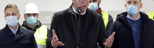 Šta to Vučić krije od naroda?!