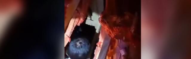 POLICIJA REPUBLIKE SRPSKE PRONAŠLA 38 MIGRANATA BLIZU HRVATSKE GRANICE: Među njima 25 kineskih državljana, evo gde su se krili (FOTO)