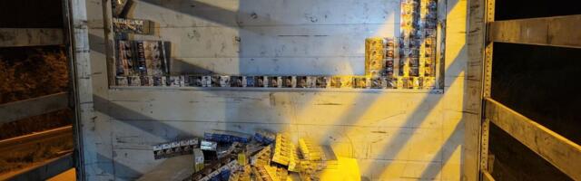 Tajni bunkeri u kamionu na granici kod Bezdana: Otkriveno skoro 20.000 paklica krijumčarenih cigareta