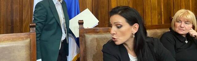 "Brnabić, savladajte dve reči: zahtevi studenata i još dve za vašeg Šefa: nije nadležan"