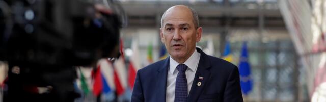 SKANDAL U SLOVENIJI Na konvenciji stranke Janeza Janše prepevali proustaškog pevača Tompsona