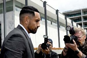 Ник Кирјос не игра у Индијан Велсу и Мајамију