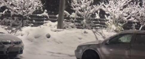 ZABELELO SE I KOD GORNJEG MILANOVCA! Sneg veje bez prestanka, dostigao visinu i do 10 cm: Oglasio se RHMZ - evo da li se očekuje I U BEOGRADU TOKOM NOĆI (VIDEO)