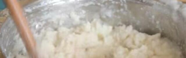 Pravi gurmani dodaju tajni sastojak u kačamak: Ukus će vas potpuno raspametiti, barem je duplo bolji