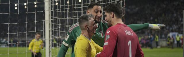 Donaruma na stubu srama: Bahatost, cepanje papira i novi krah Italije!