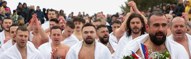 FOTO: Đorđe Stanković od 2015. godine svakog januara pliva za Časni krst