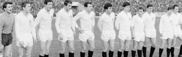 Из нашег расадника небу под облаке
