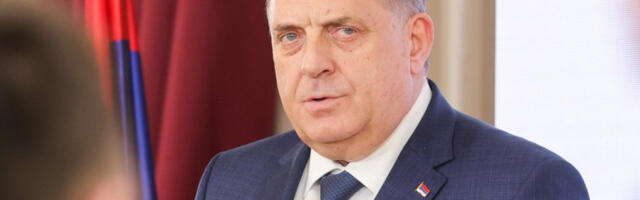 Додик на економском форуму у Русији