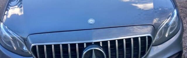 Grk u besnoj "mečki" krenuo u Crnu Goru: Kad su videli šta krije ispod patosnica, izvrnuli mu i džepove