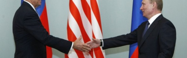 PESKOV O SUSRETU BAJDENA I PUTINA: Planiran je za leto, ali...