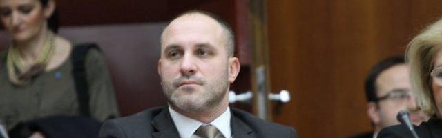 TRANSPARENTNOST SRBIJA: Država mora da zaštiti i decu predsednika Republike